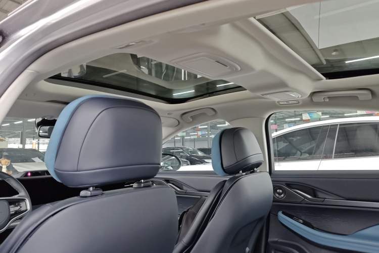 Used Lincoln Z 2024 2.0T Two-Wheel Drive Prestige Hybrid Version Headliner