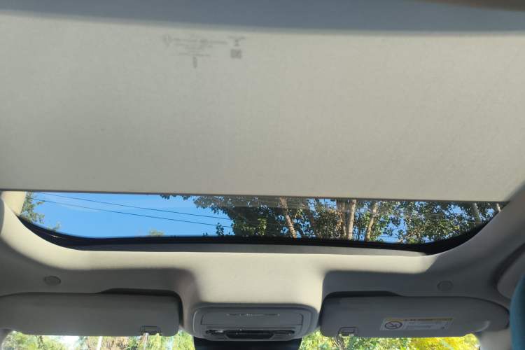 Used Lincoln Z 2024 2.0T Two-Wheel Drive Prestige Hybrid Version Headliner