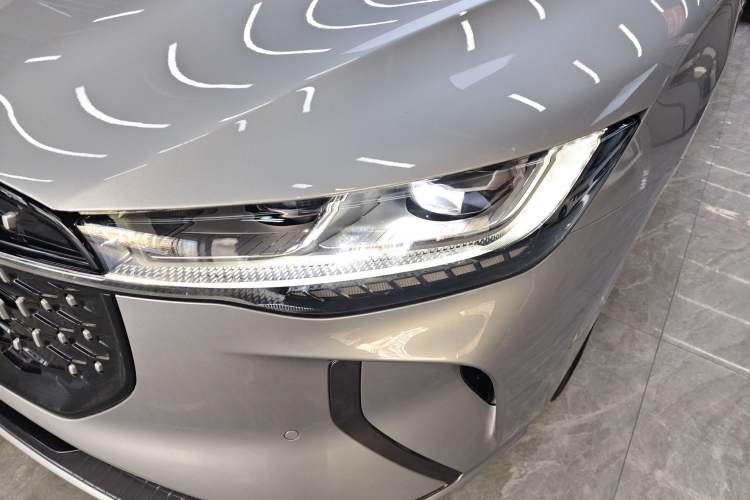 Used Lincoln Z 2024 2.0T Two-Wheel Drive Prestige Hybrid Version Left Front Headlight