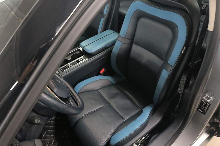 Used Lincoln Z 2024 2.0T Two-Wheel Drive Prestige Hybrid Version Left Front Seat