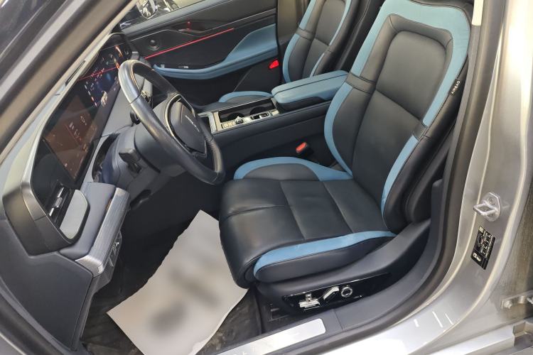 Used Lincoln Z 2024 2.0T Two-Wheel Drive Prestige Hybrid Version Left Front Seat