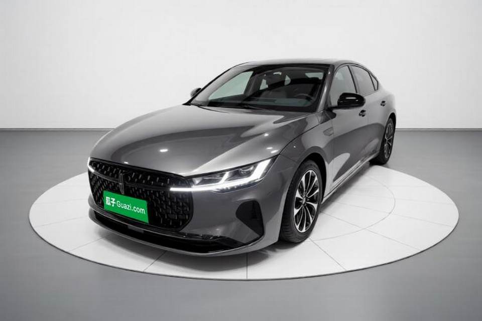 Lincoln Z 2024