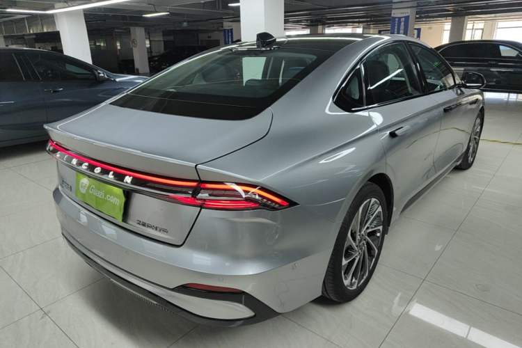 Used Lincoln Z 2024 2.0T Two-Wheel Drive Prestige Hybrid Version Rear Right 45 Deg