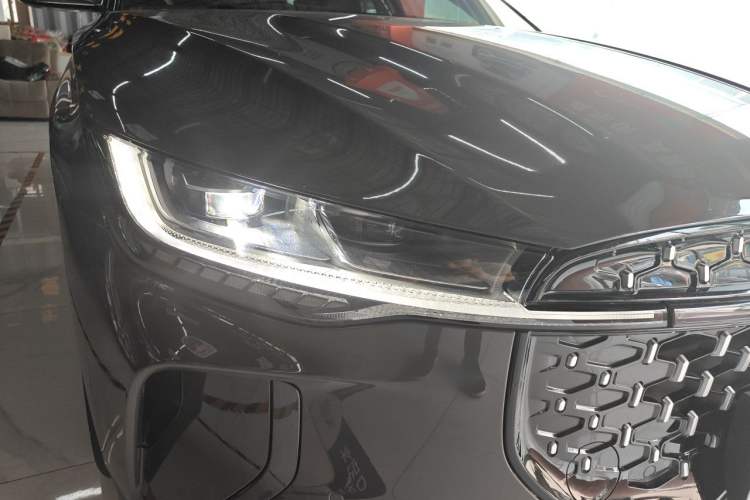Used Lincoln Z 2024 2.0T Two-Wheel Drive Luxury Hybrid Version Right Front Headlight