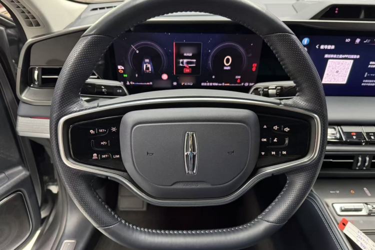 Used Lincoln Z 2024 2.0T Two-Wheel Drive Prestige Hybrid Version Steering Wheel