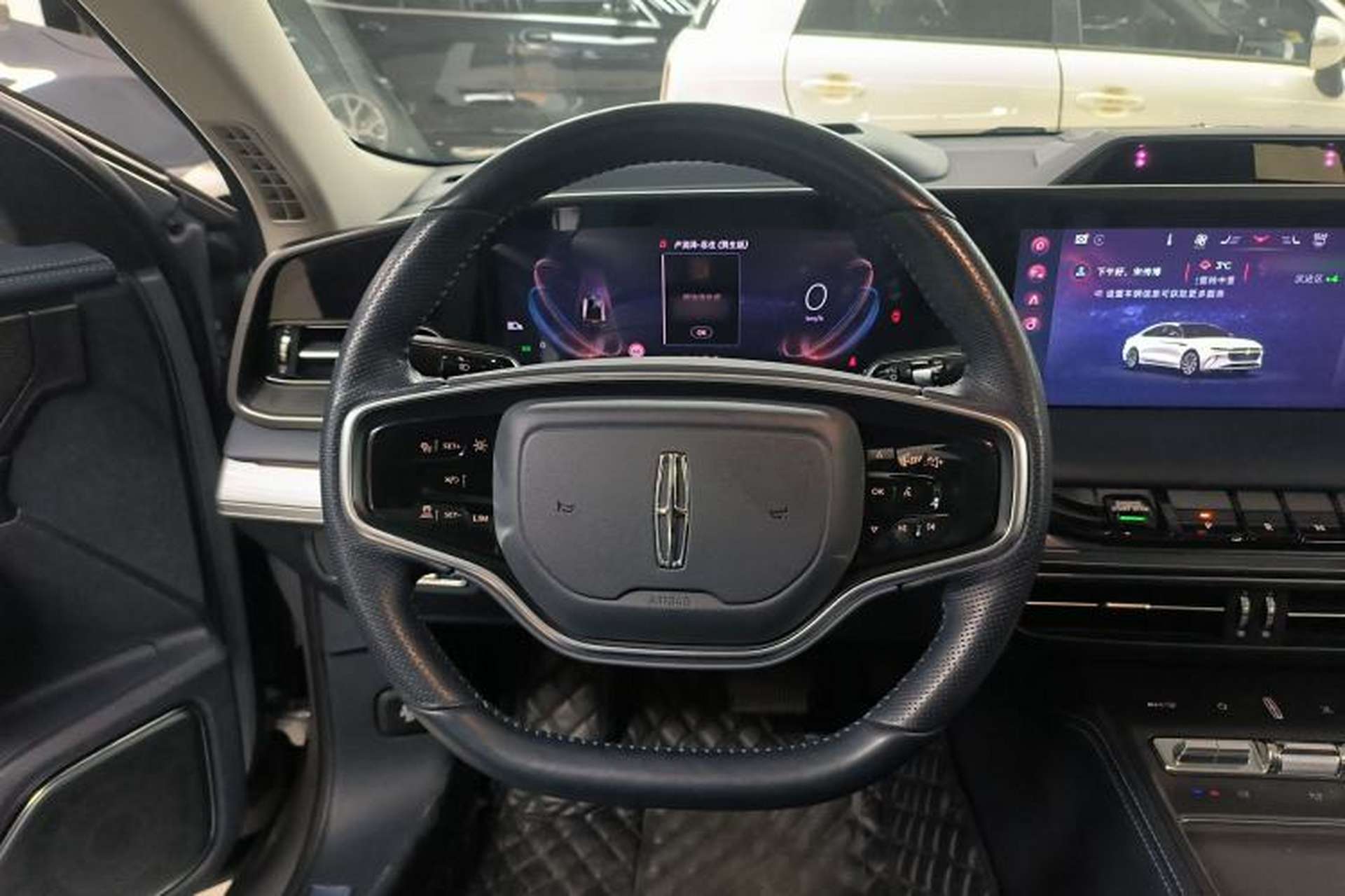 Used Lincoln Z 2024 2.0T Two-Wheel Drive Prestige Hybrid Version Steering Wheel