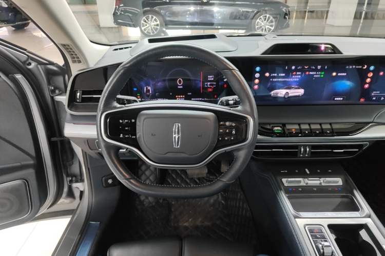 Used Lincoln Z 2024 2.0T Two-Wheel Drive Prestige Hybrid Version Steering Wheel