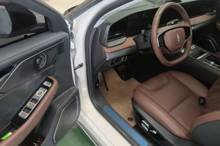 Used Lincoln Z 2024 2.0T Two-Wheel Drive Luxury Hybrid Version Driver Seat