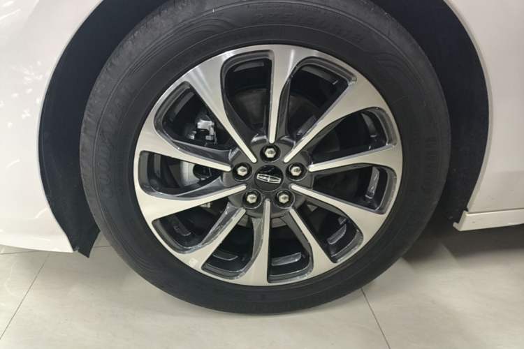 Used Lincoln Z 2024 2.0T Prestige Edition Left Front Wheel Hub