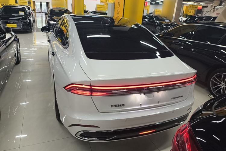 Used Lincoln Z 2024 2.0T Prestige Edition Rear