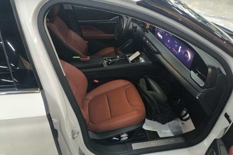 Used Lincoln Z 2024 2.0T Prestige Edition Right Front Seat