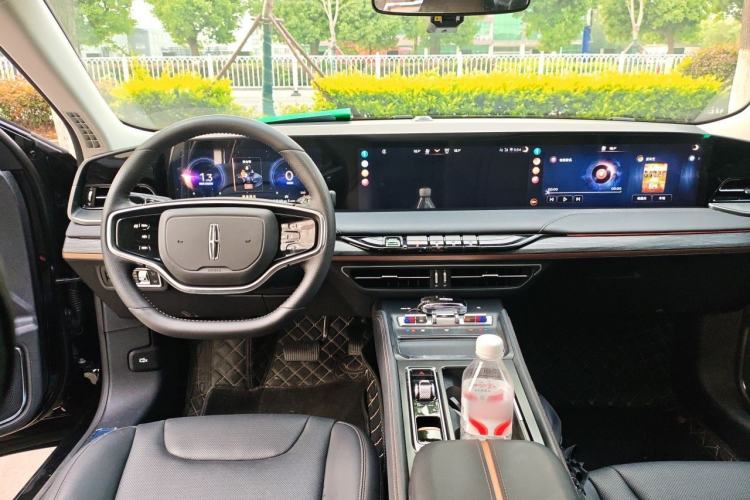 Used Lincoln Z 2025 2.0T Zunyue Edition Center Console