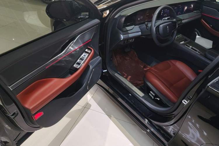 Used Lincoln Z 2025 2.0T Prestige Edition Driver Seat