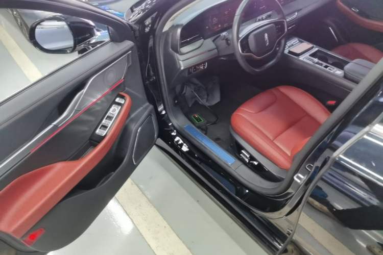 Used Lincoln Z 2025 2.0T Prestige Edition Driver Seat