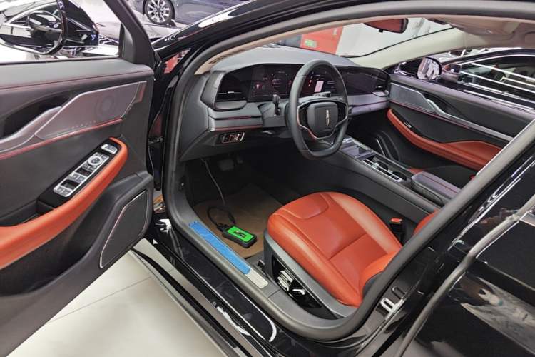 Used Lincoln Z 2025 2.0T Prestige Edition Driver Seat