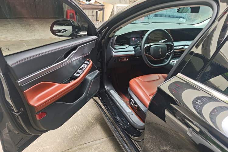 Used Lincoln Z 2025 2.0T Prestige Edition Driver Seat