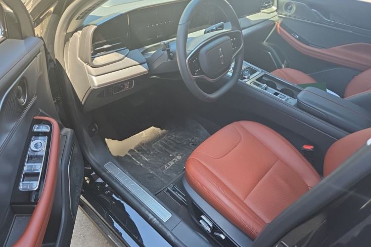 Used Lincoln Z 2025 2.0T Luxury Edition Driver Seat