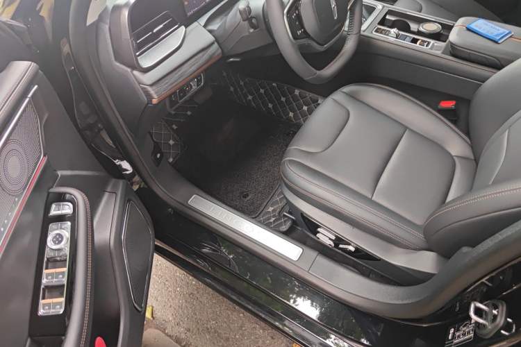 Used Lincoln Z 2025 2.0T Prestige Edition Driver Seat