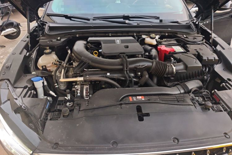 Used Lincoln Z 2025 2.0T Luxury Edition Engine Bay