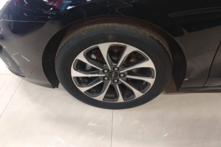 Used Lincoln Z 2025 2.0T Prestige Edition Exterior 4