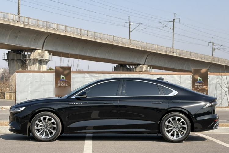 Used Lincoln Z 2025 2.0T Prestige Edition Exterior 7