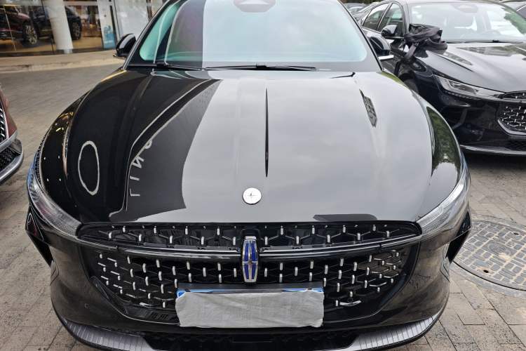 Used Lincoln Z 2025 2.0T Prestige Hybrid Edition Front