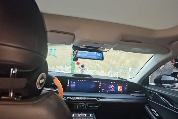 Used Lincoln Z 2025 2.0T Luxury Edition Headliner