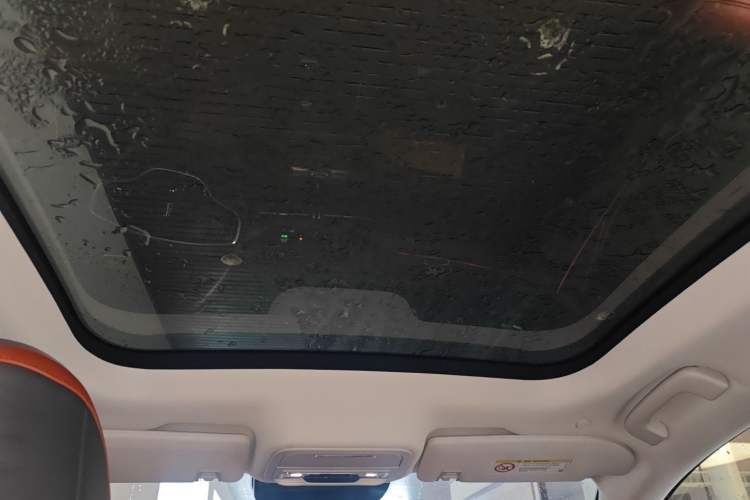 Used Lincoln Z 2025 2.0T Prestige Edition Headliner