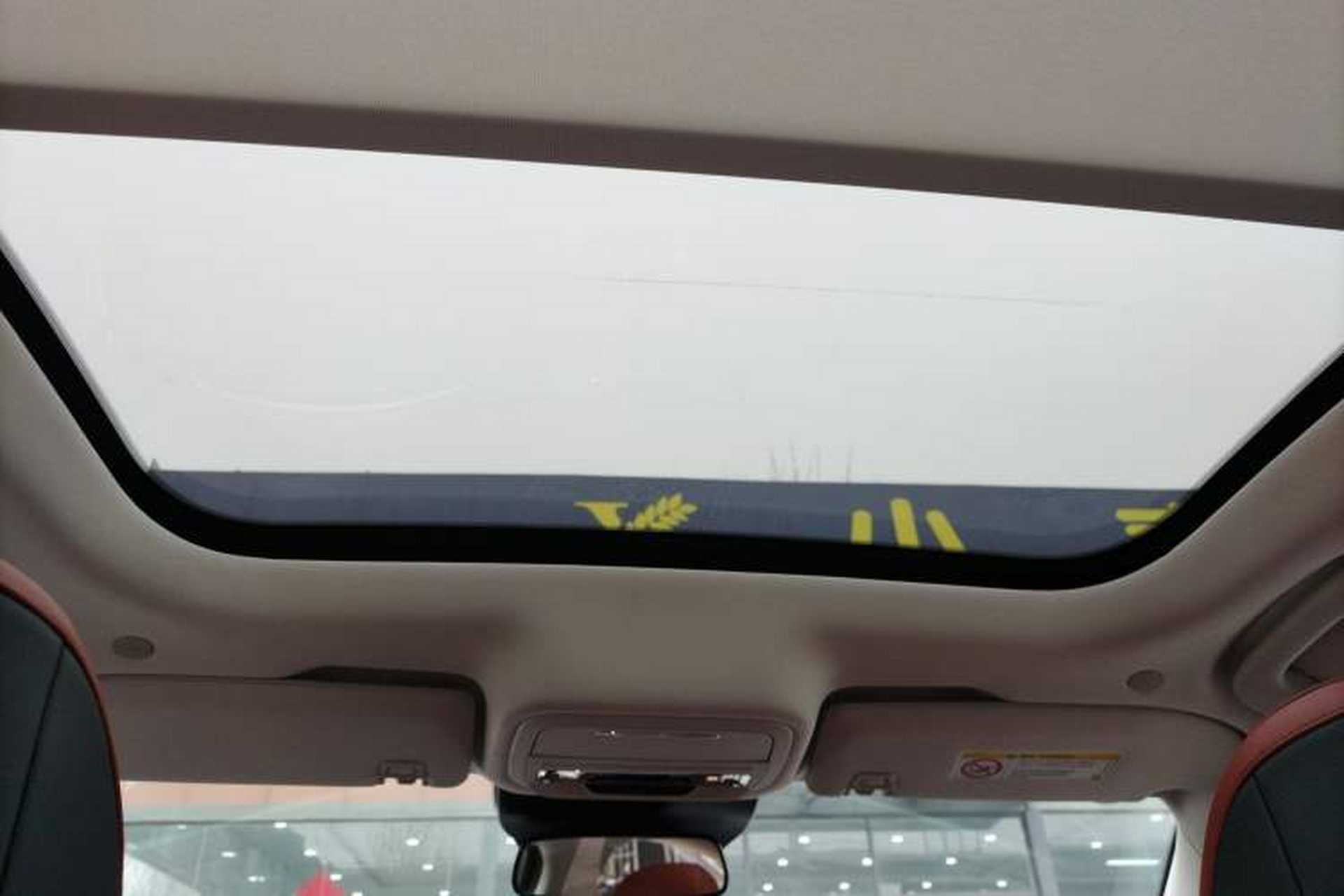 Used Lincoln Z 2025 2.0T Prestige Edition Headliner