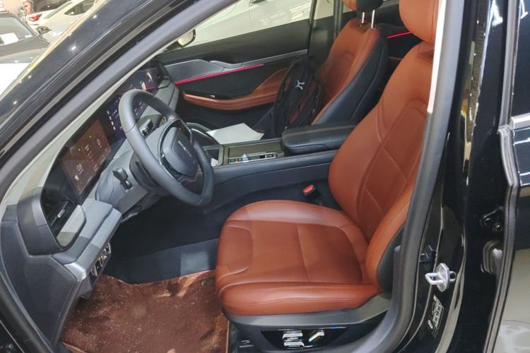 Used Lincoln Z 2025 2.0T Prestige Edition Left Front Seat