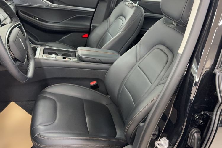 Used Lincoln Z 2025 2.0T Prestige Edition Left Front Seat