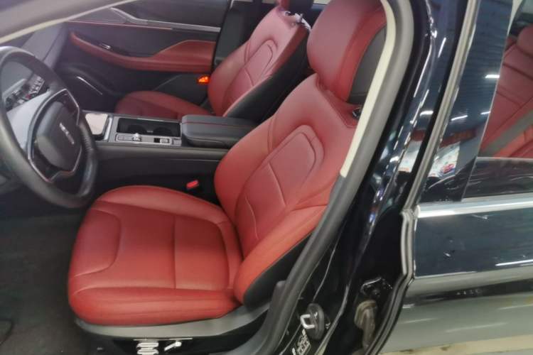 Used Lincoln Z 2025 2.0T Prestige Edition Left Front Seat