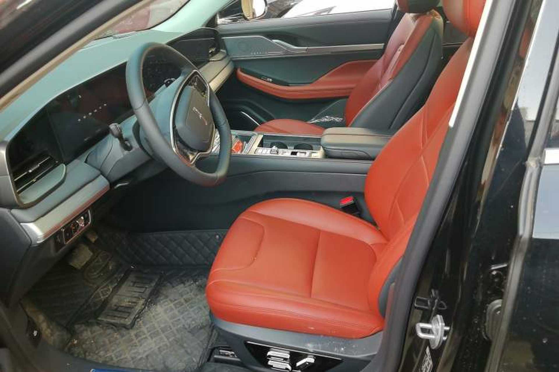 Used Lincoln Z 2025 2.0T Prestige Edition Left Front Seat