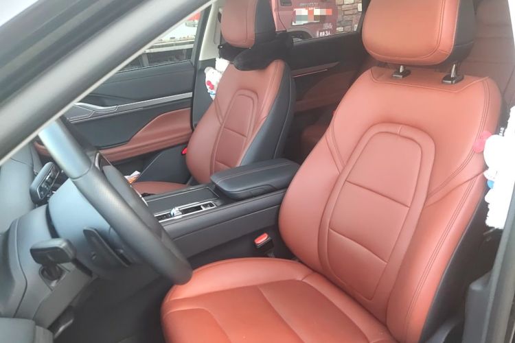 Used Lincoln Z 2025 2.0T Prestige Edition Left Front Seat