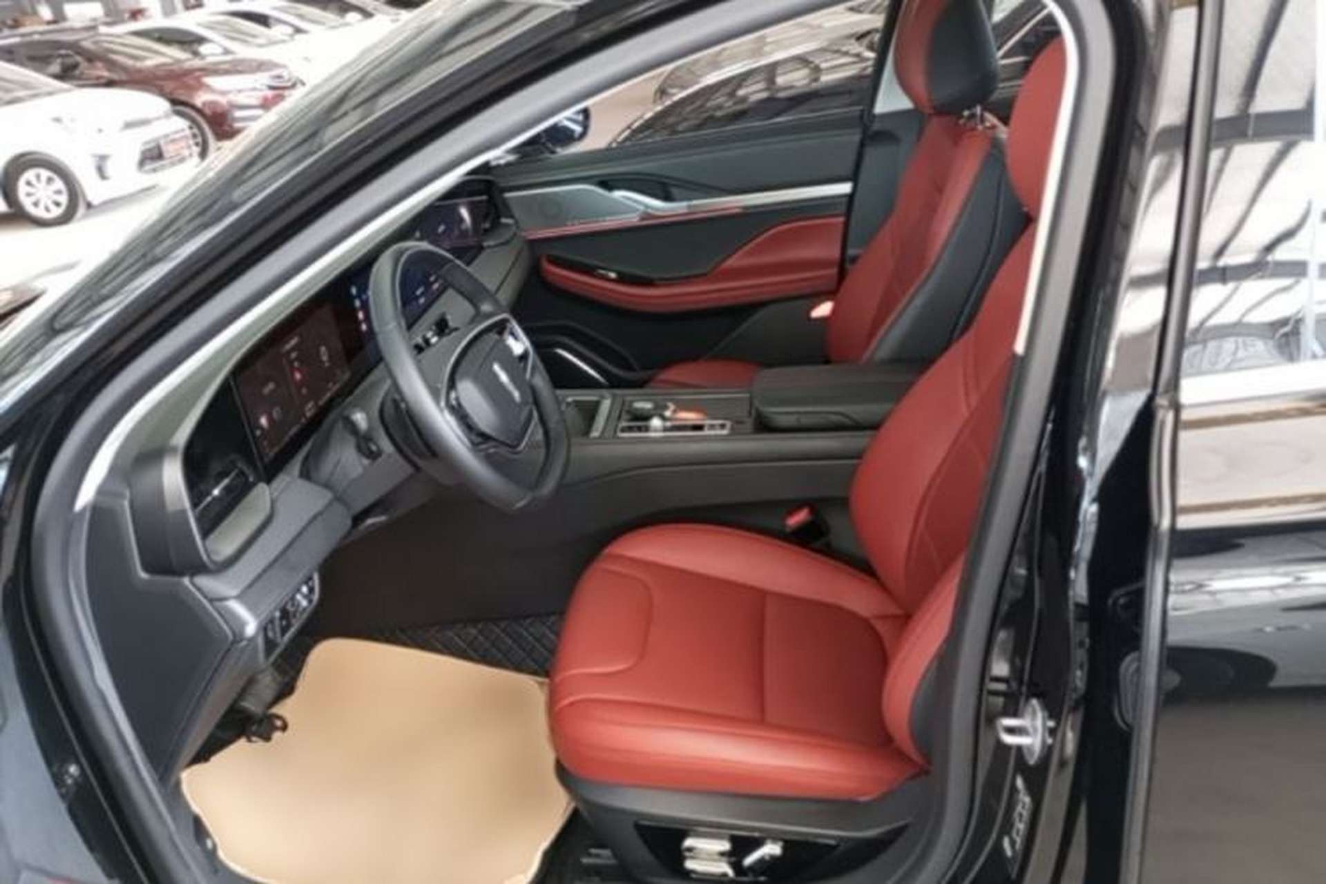 Used Lincoln Z 2025 2.0T Prestige Edition Left Front Seat