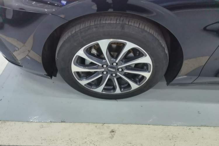 Used Lincoln Z 2025 2.0T Prestige Edition Left Front Wheel Hub