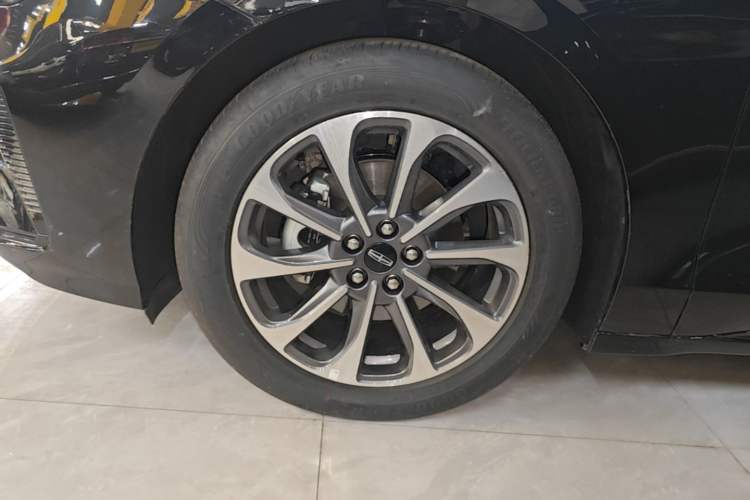 Used Lincoln Z 2025 2.0T Prestige Edition Left Front Wheel Hub