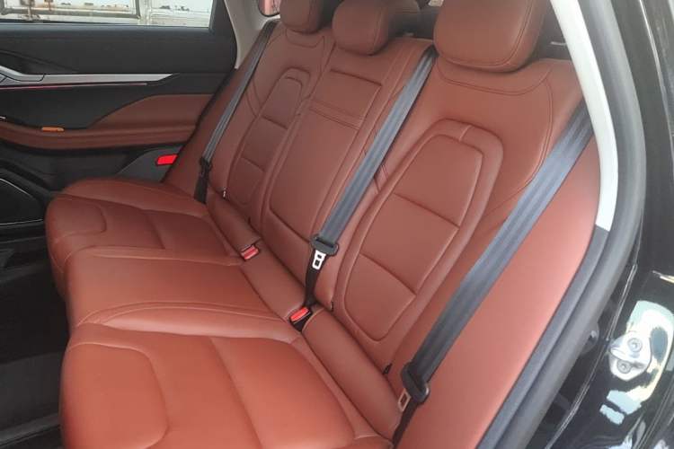 Used Lincoln Z 2025 2.0T Prestige Edition Left Rear Seat