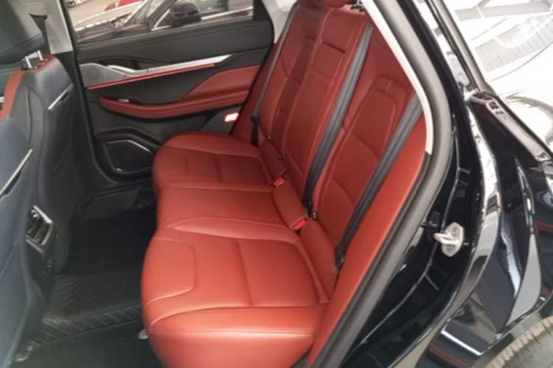 Used Lincoln Z 2025 2.0T Prestige Edition Left Rear Seat