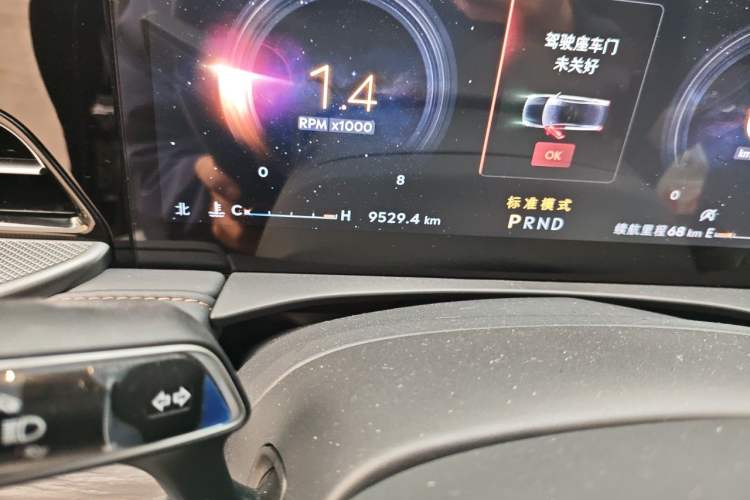 Used Lincoln Z 2025 2.0T Zunyue Edition Odometer Close Up