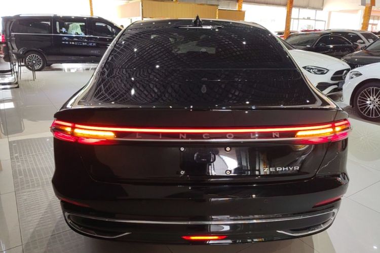 Used Lincoln Z 2025 2.0T Prestige Edition Rear