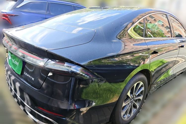 Used Lincoln Z 2025 2.0T Luxury Edition Rear Right 45 Deg