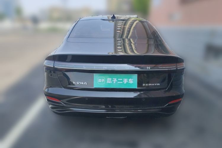 Used Lincoln Z 2025 2.0T Prestige Hybrid Edition Rear