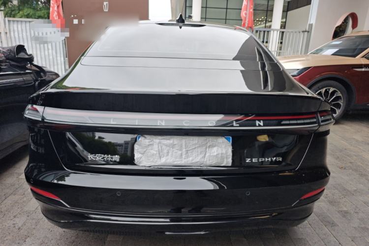 Used Lincoln Z 2025 2.0T Prestige Hybrid Edition Rear