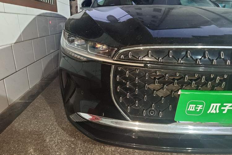 Used Lincoln Z 2025 2.0T Prestige Edition Right Front Headlight