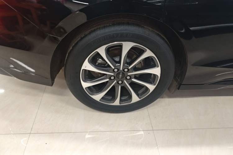Used Lincoln Z 2025 2.0T Prestige Edition Right Rear Wheel Hub