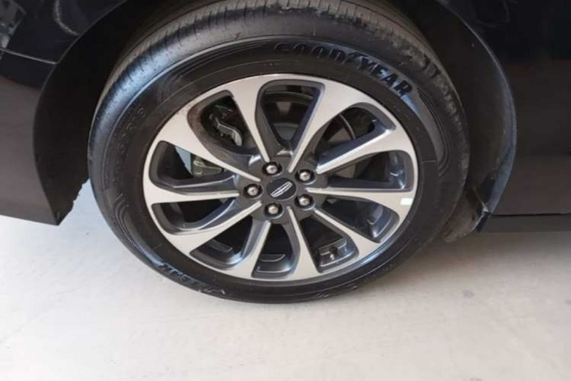 Used Lincoln Z 2025 2.0T Prestige Edition Right Rear Wheel Hub