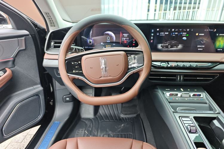 Used Lincoln Z 2025 2.0T Prestige Hybrid Edition Steering Wheel