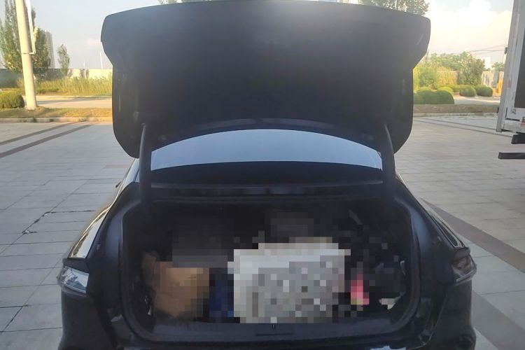 Used Lincoln Z 2025 2.0T Prestige Edition Trunk