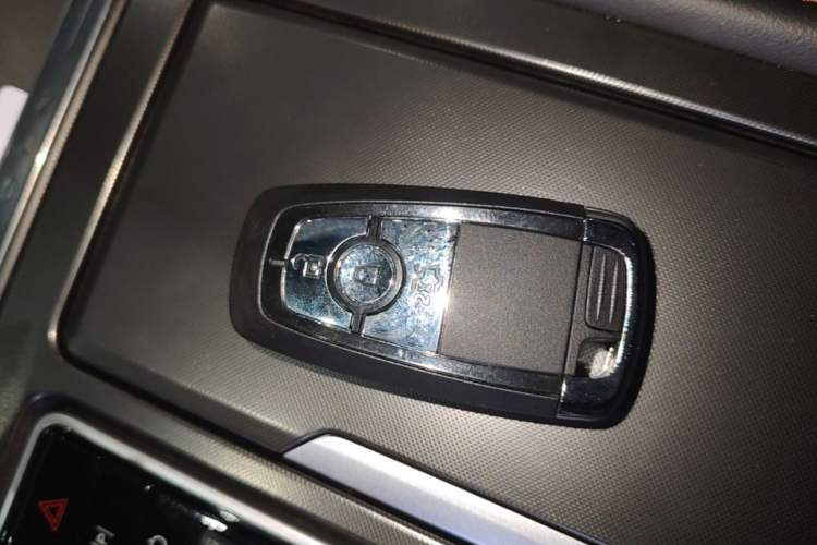 Used Lincoln Z 2025 2.0T Prestige Edition Vehicle Key